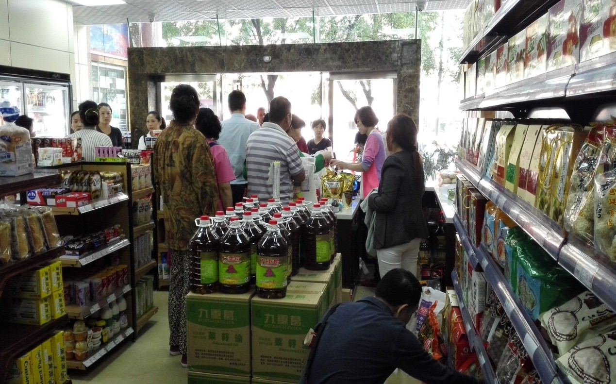 陜西糧農(nóng)首家直營(yíng)形象店開(kāi)業(yè)
