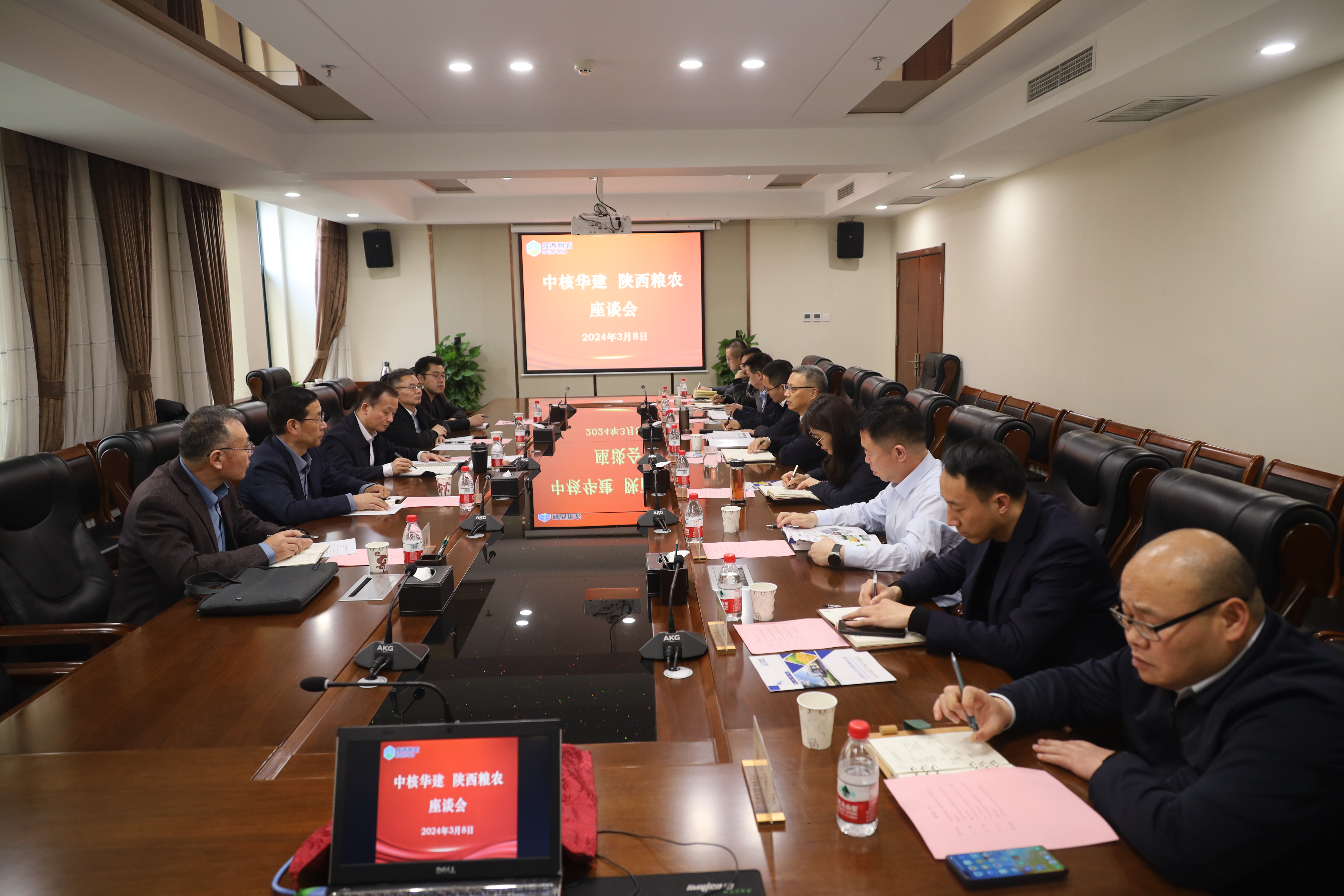 中核華建資產管理公司黨委書記、董事長夏軍堂一行到集團交流合作